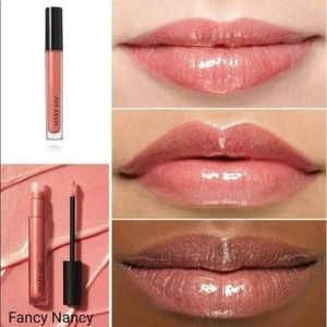 Mary Kay Unlimited Lip Gloss in Fancy Nancy.